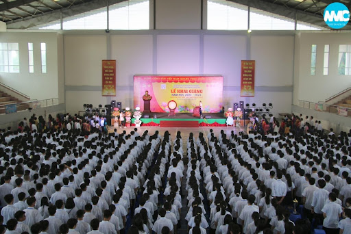 Tưng bừng lễ Khai giảng năm học 2022-2023 tại THPT Chuyên Nguyễn Trãi